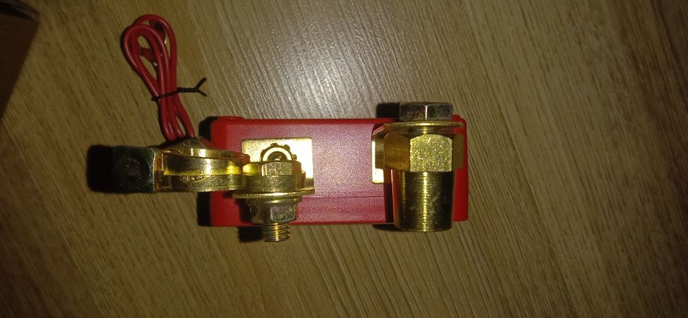 Дистанційний вимикач -клеми акумулятора 12-24v
