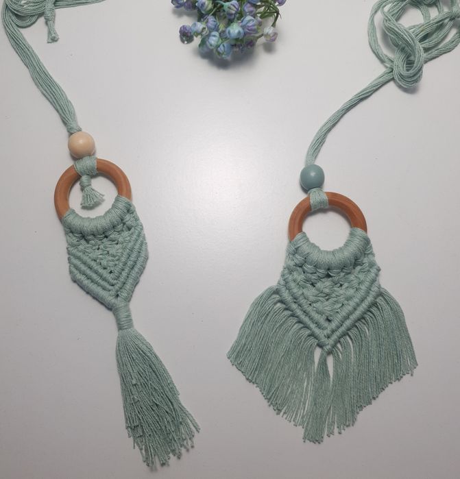 Colares em macramé