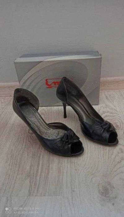 Eleganckie buty roz. 39