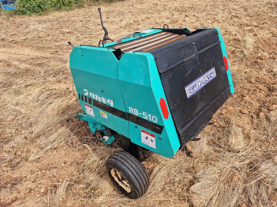 Mini enfardadeira de rolos Takakita RB-510 - Fabrico Japonês