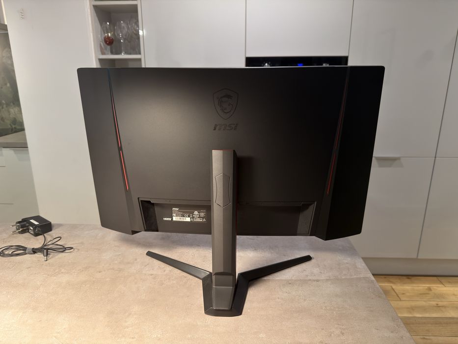 Monitor MSI Optix G27C2