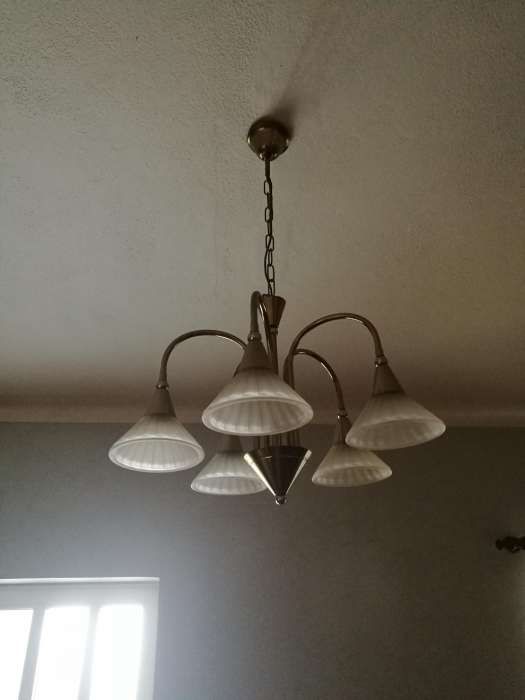 Vendo candeeiro de teto em muito bom estado