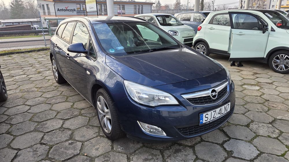 Opel Astra 1.7 CDTI 2011