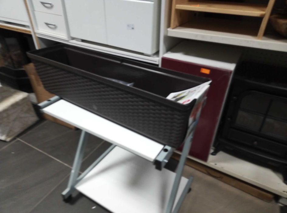 Doniczka balkonowa z systemem samo nawadniania 75cm EMSA