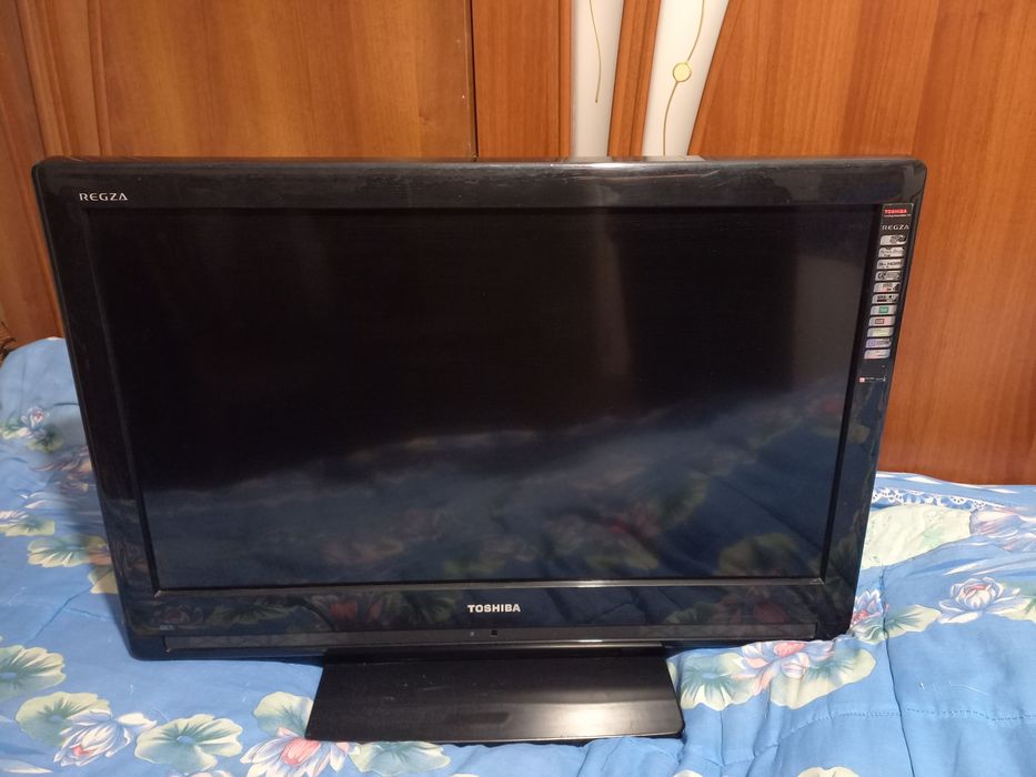 Продам телевизор TOSHIBA