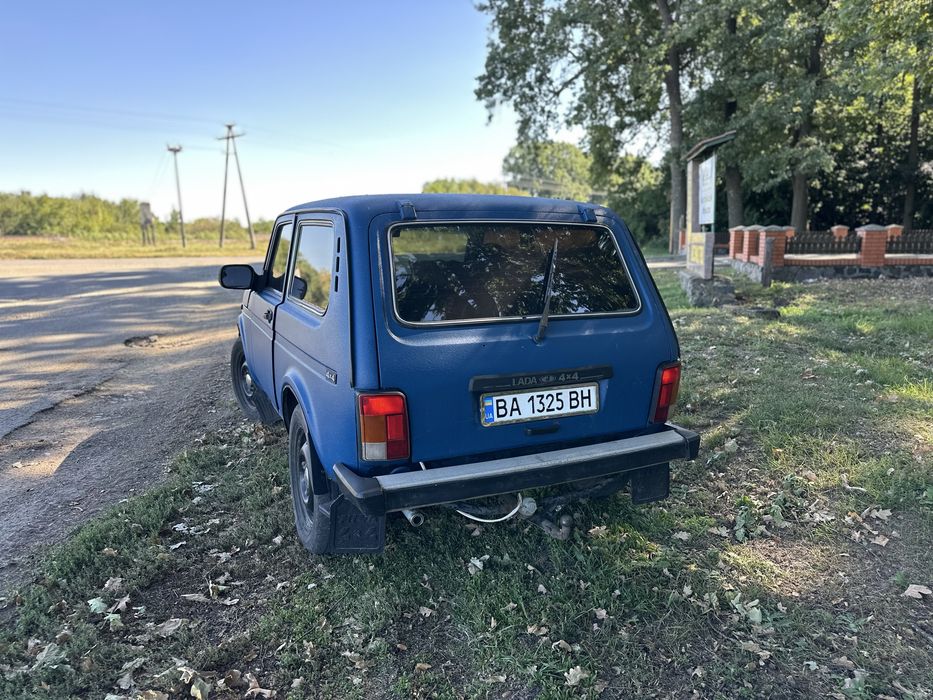 Продам ниву на боєвому ходу