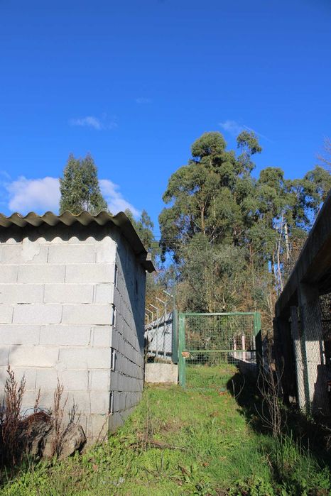 Casa para Reconstrução com terreno