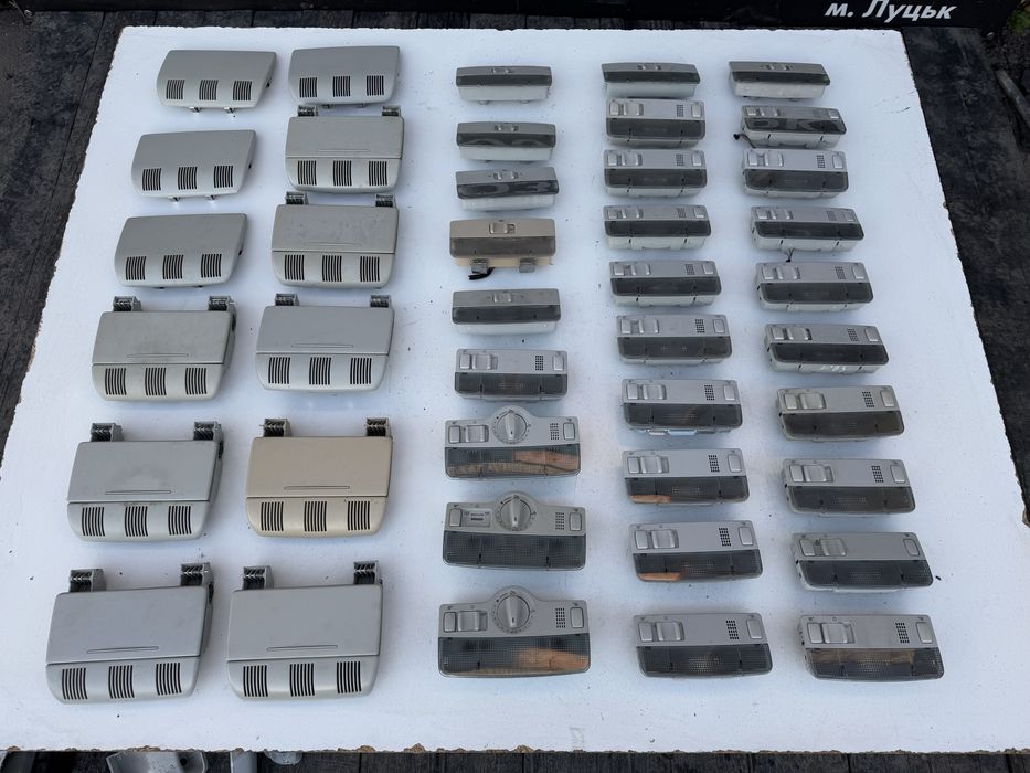 Плафон подсветки салона Skoda Octavia A5 Tour Fabia Roomster Golf 4 5