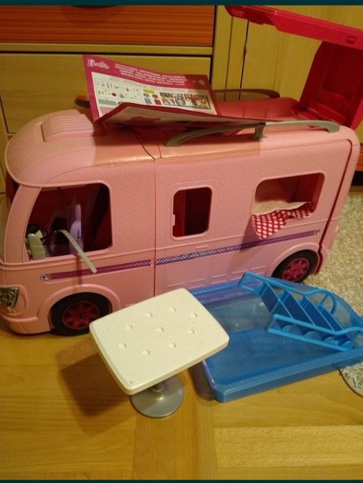 kamper dla lalki Barbie