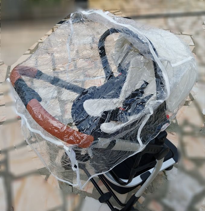 Carrinho de Bebé - ovo, alcofa e cadeira