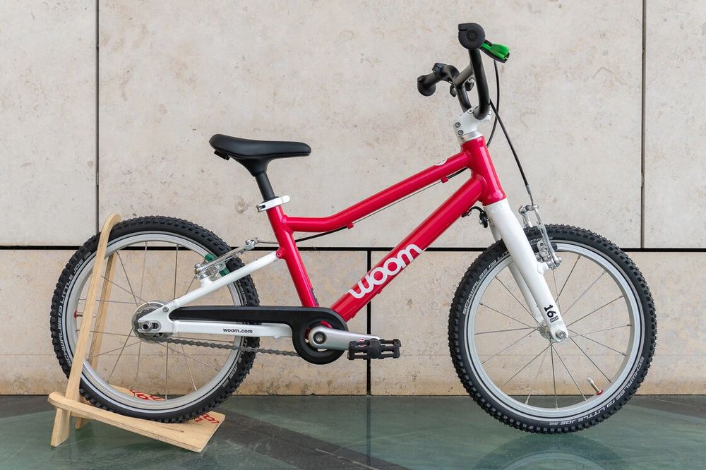 Rowerek dziecięcy woom GO 3 AUTOMAGIC Czerwony