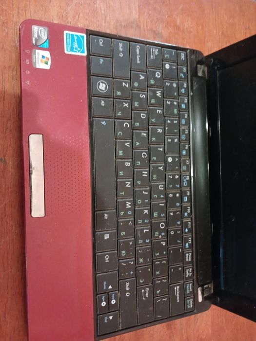 нетбук asus в гарному стані