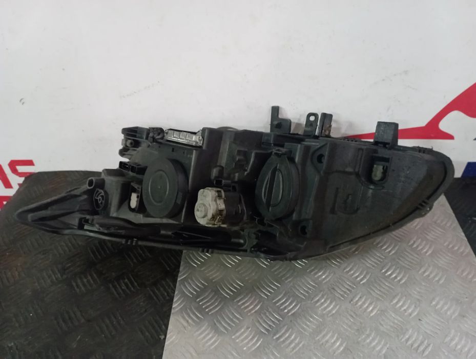 Optica Direita Renault Laguna III 2008 Ref. 260100035R / 89901837 / 89034934
