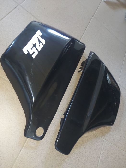 Sprzedam nowy kpl naprawczy odlony boczne boczki rama wsk125 garbuska