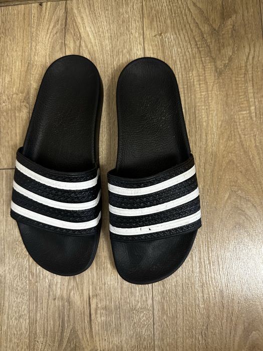 Тапочки Adidas чорні