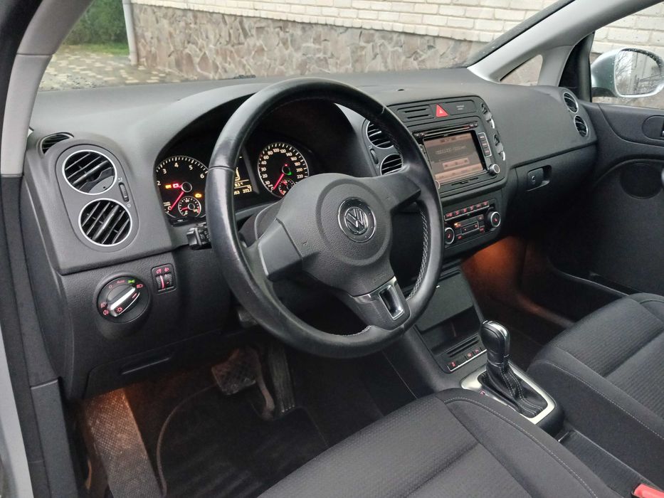 Volkswagen  Golf 6 PLUS