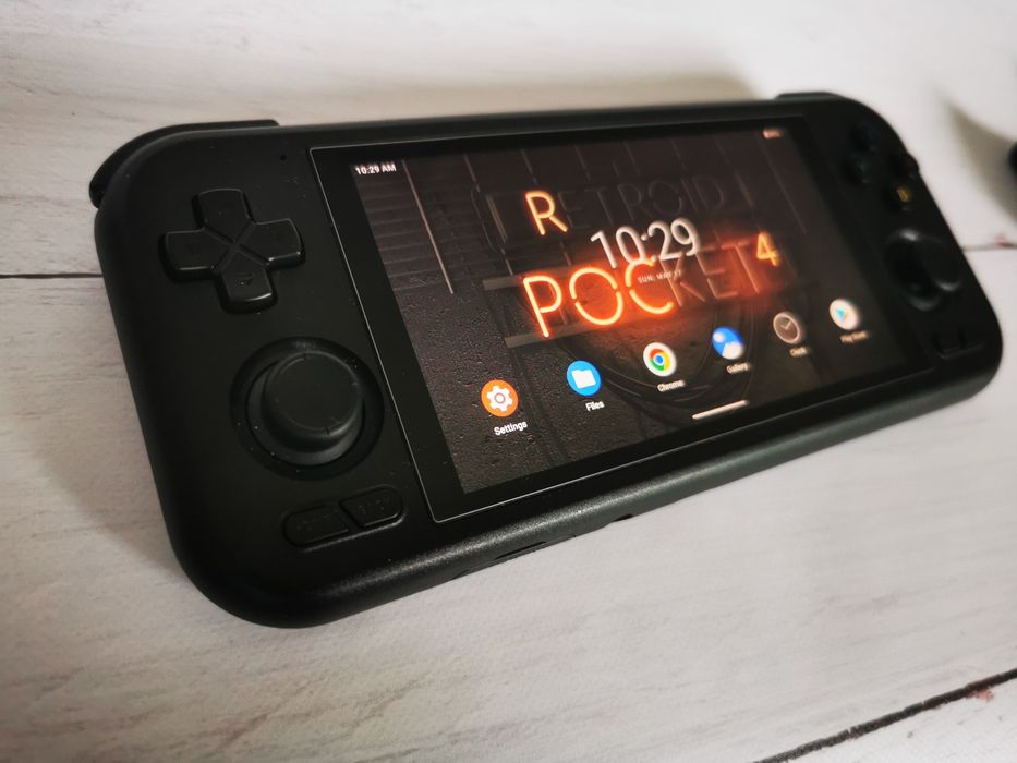 Retroid Pocket 4 Pro