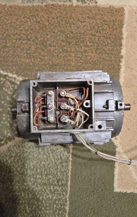 Электродвигатель