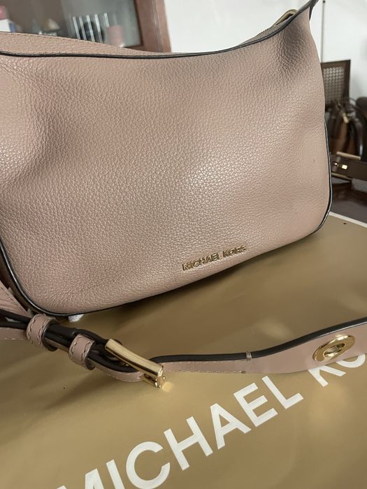Mala michael kors nude