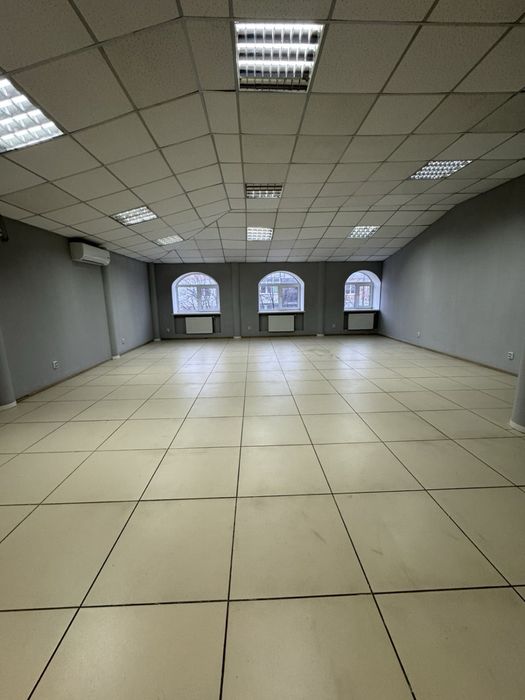 Топова локація. Пристижне приміщення від 75 кв.М. Центр міста