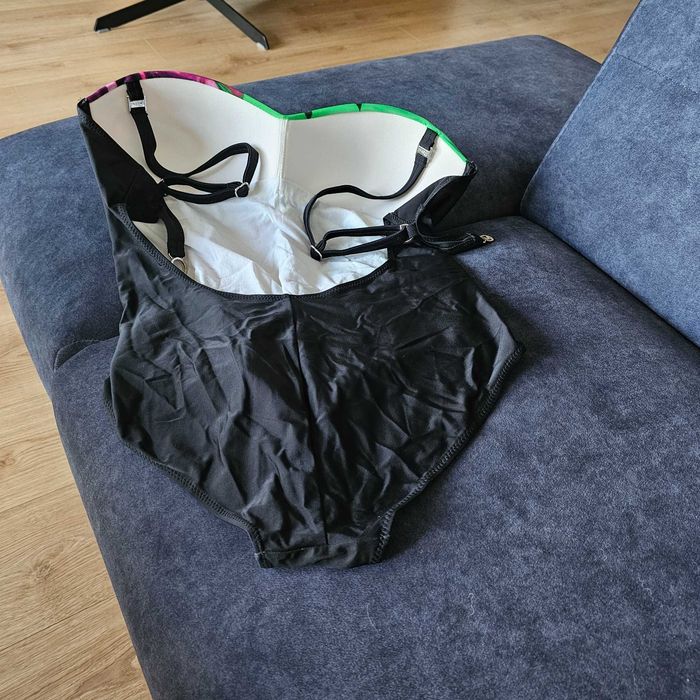 Strój kąpielowy rozmiar 2XL