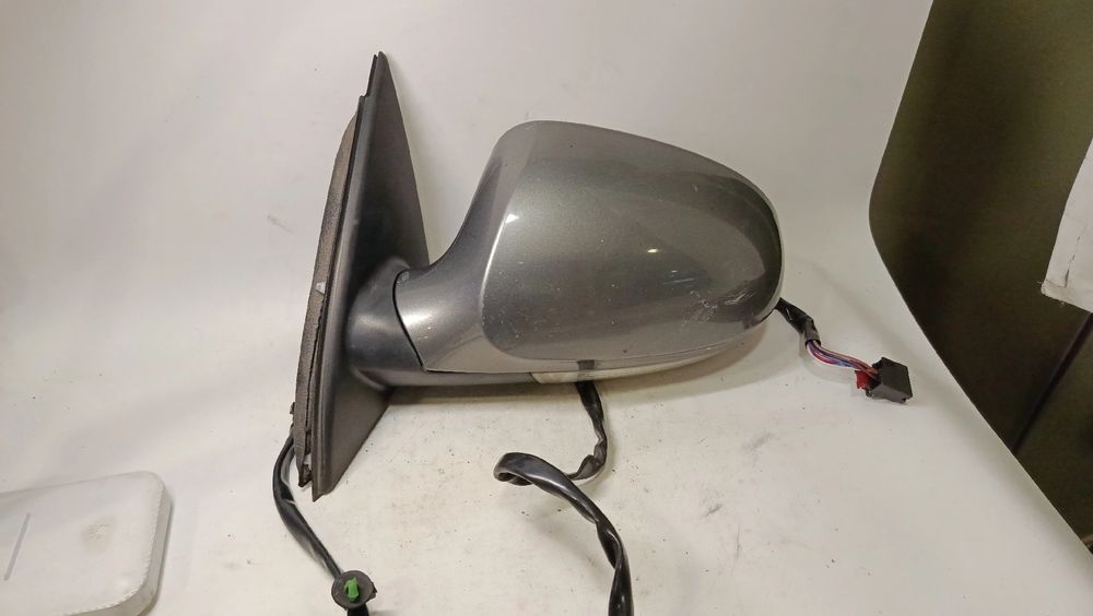 Retrovisor / espelho esquerdo VOLKSWAGEN Passat Variant (3C5)