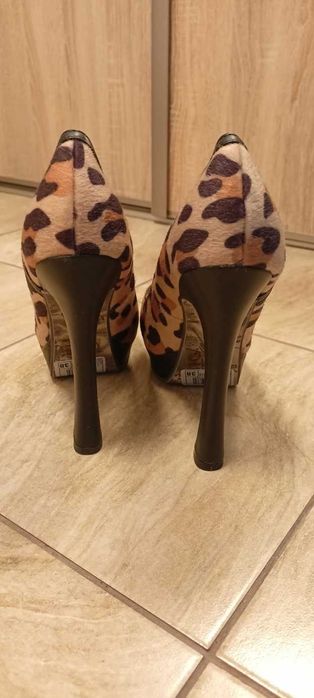 Buty, czółenka damskie na wysokim obcasie