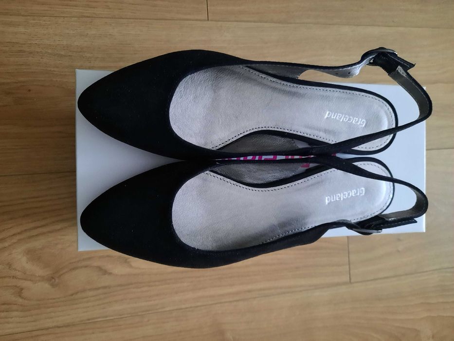 Nowe półbuty Graceland r. 36