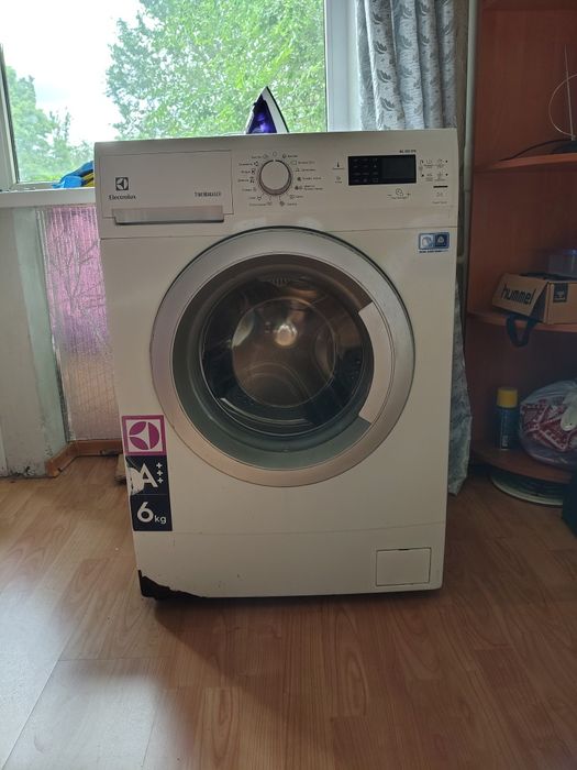 Продам пральну машину