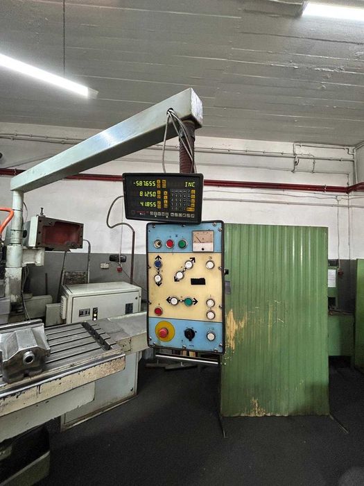 Frezarka FGSH50 ze skrętną głowicą