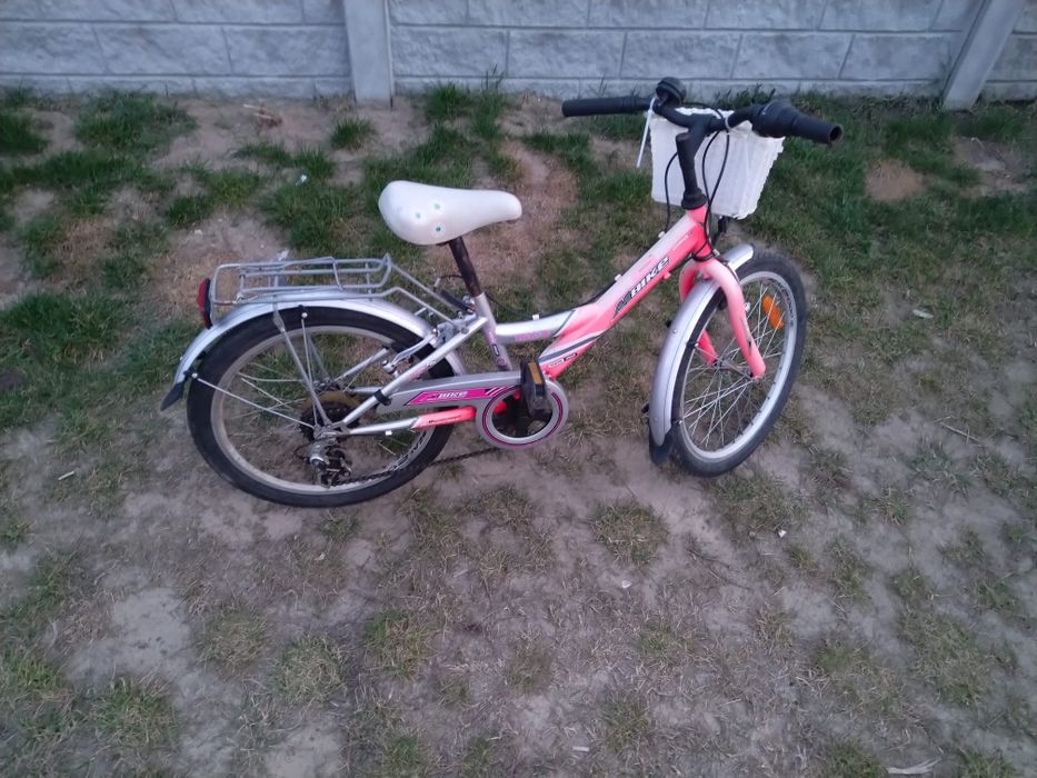 Rowerek dziewczęcy koła 20 przerzutki