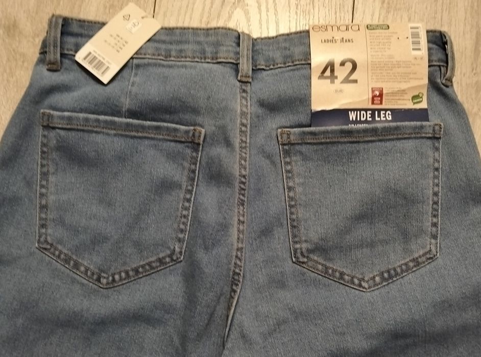 NOWE z metką spodnie damskie jeansowe
