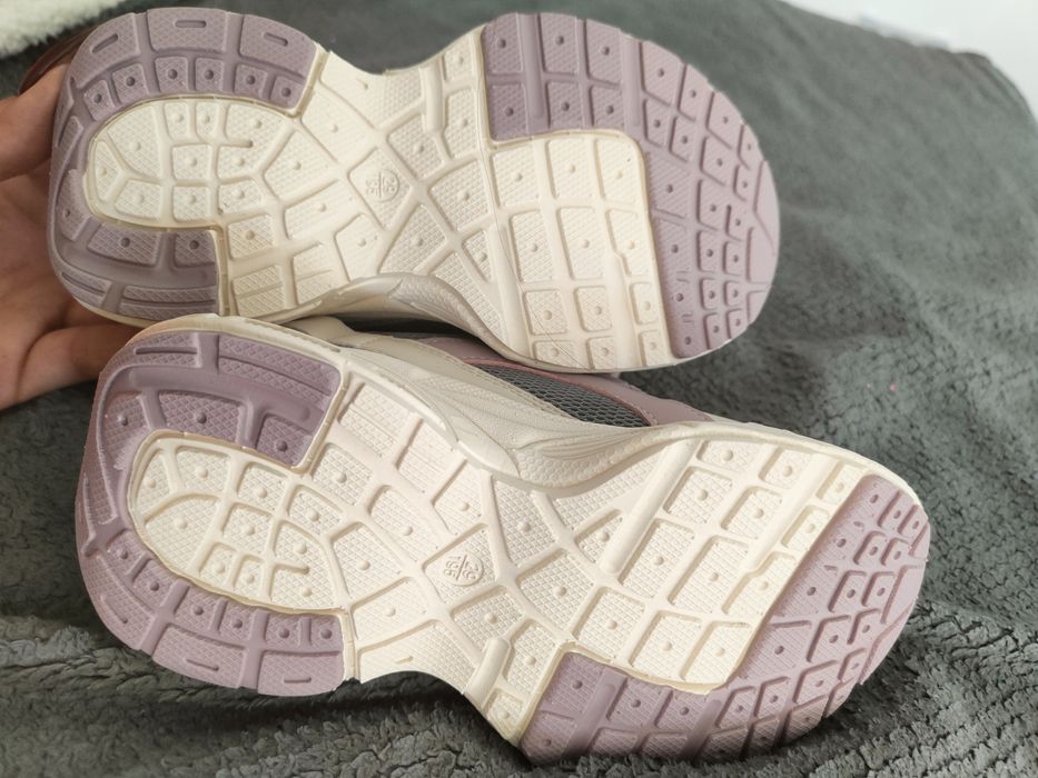 Sneakersy dla dziewczynki