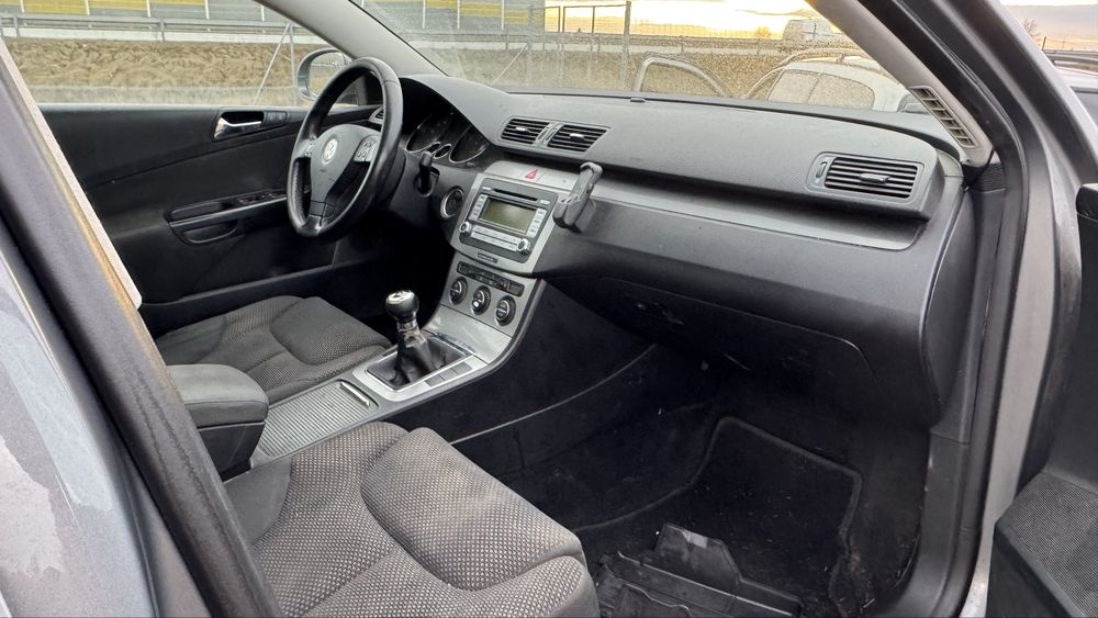 Vw Pasat 1.6 benz 116kM