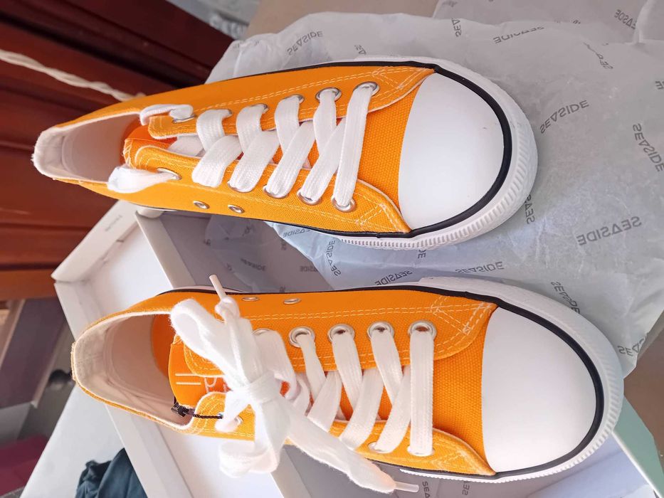 Ténis Seaside laranja – NOVOS – Tamanho 37