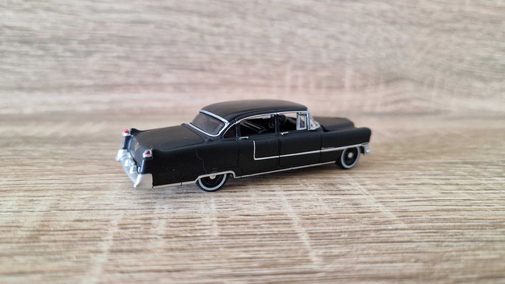 Cadilac Fleetwod Series 60 Special «1955« 1:64