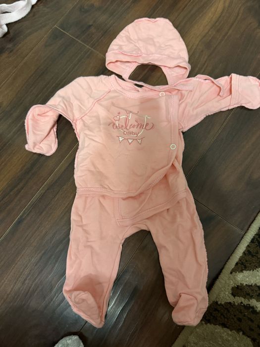 Лот теплих речей на дівчинку 0-3 міс