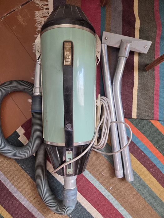 Пылесос ракета 7