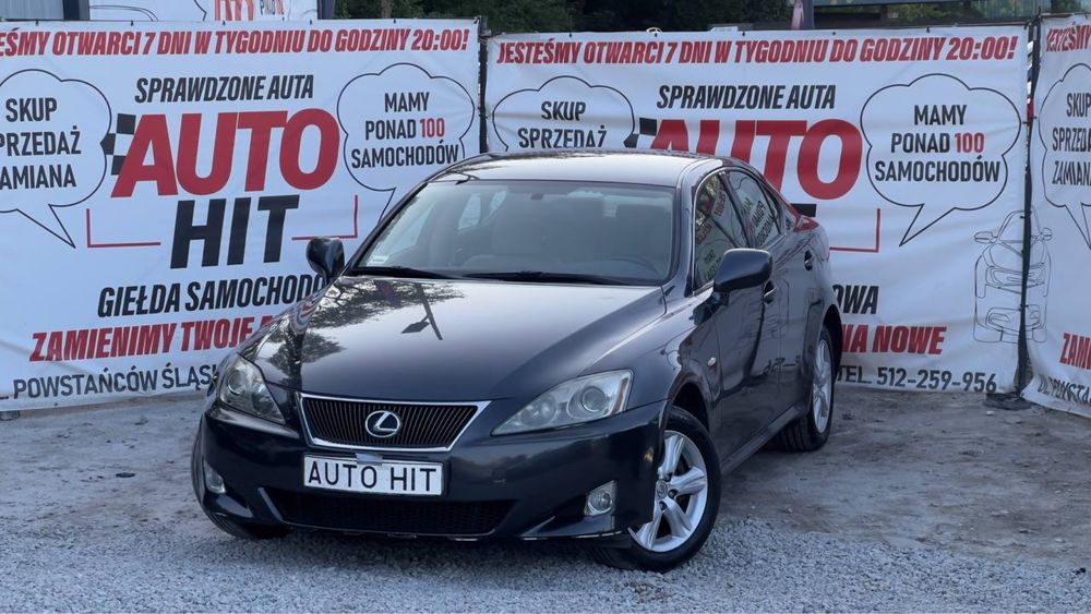 Lexus IS220