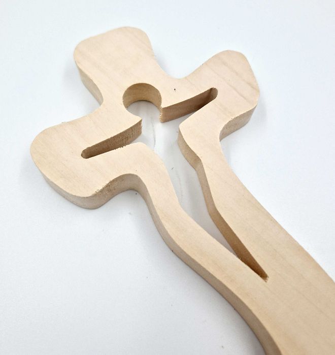 Nowoczesny, drewniany krzyż na ścianę, handmade