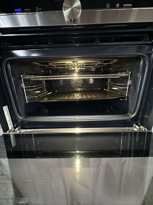 Духова шафа з функцією пари Siemens CS636GBS1/05