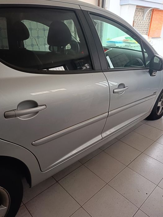 Peugeot 207 53 000kms reais