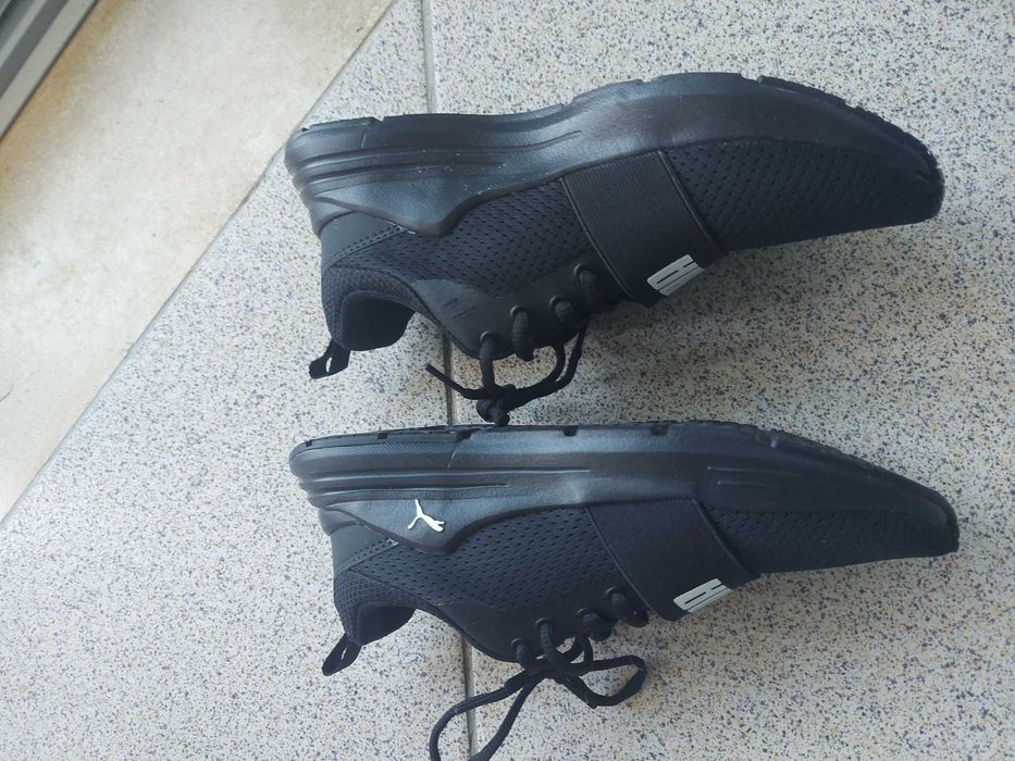 Sapatilhas Puma wired run