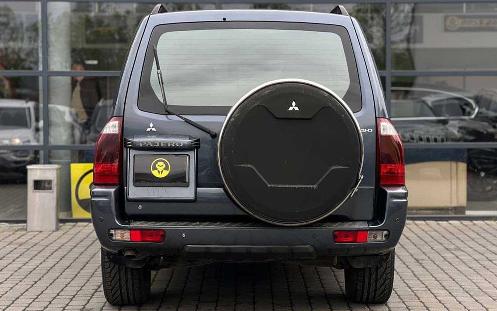 Mitsubishi Pajero 2006