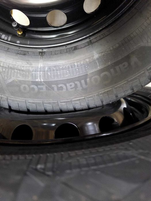 Шини колеса  Рено мастер