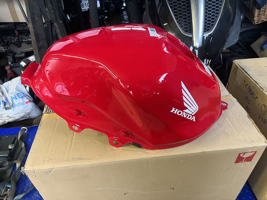 Honda Hornet 500 CB, zbiornik paliwa