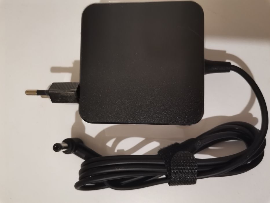 Блок питания для ноутбука ASUS