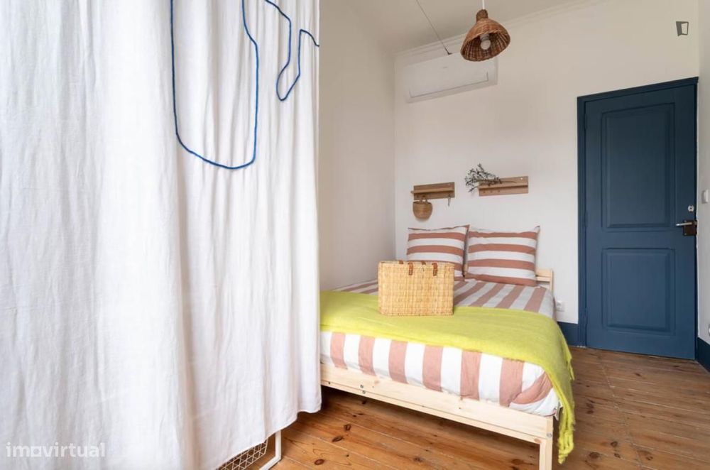 Quarto - localizado em Anjos Lisbon