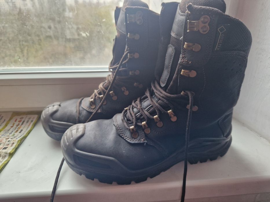 Продам мужские берцы в отличном состоянии размер 41