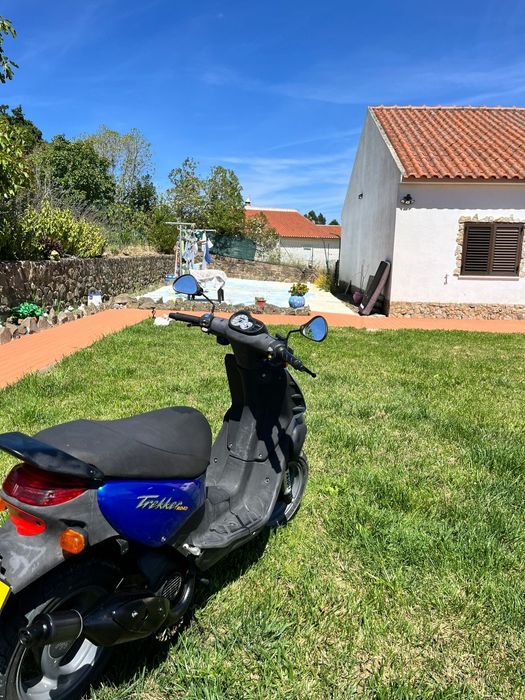 Peugeot Trekker 50cc (Road) – Apenas 10.560 km – Impecável e Legal